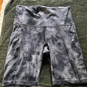 Lululemon align biker shorts